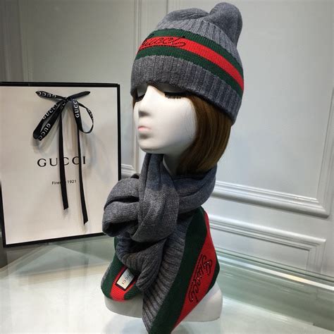 gucci beret|gucci beanie and scarf.